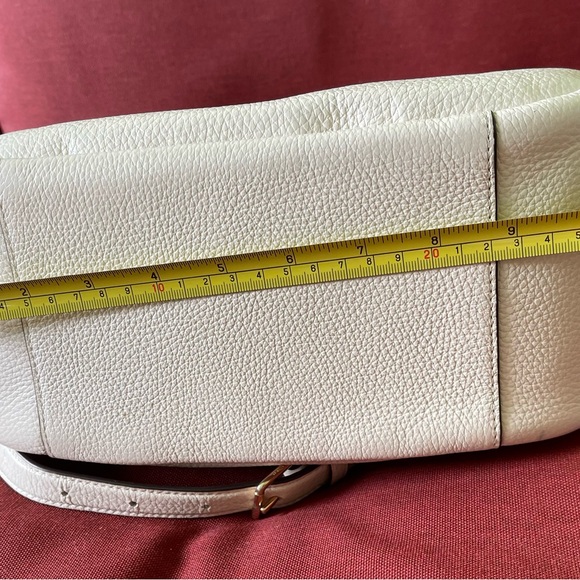 Authentic COACH Shoulder Bag Cream colored pebbled leather - Picture 10 of 14